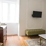 B&B 1869 Principe Real House 리스본