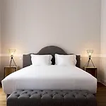 1869 Principe Real House B&B