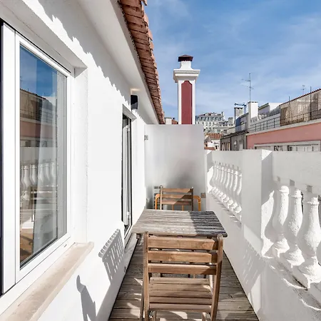 Oda ve Kahvaltı 1869 Principe Real House