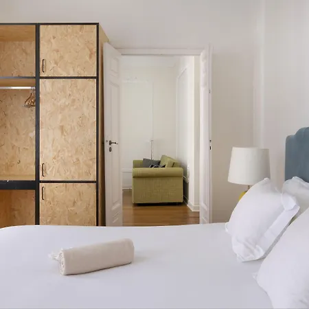 1869 Principe Real House Panzió