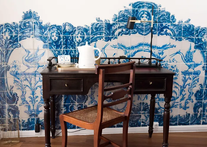 1869 Principe Real House 4*